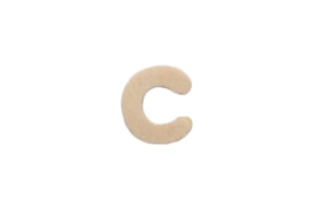 LETTER C 2CM WOOD