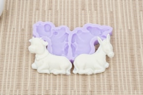 MOLDE SILICONE 4.5CM MLD114   BURRO E VACA