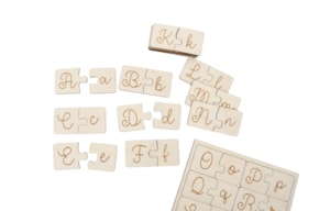 JOGO LETRAS COM PEÇAS 10X5X0.4CM CHOUPO