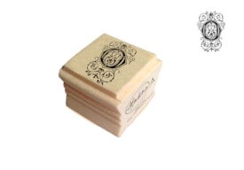 WOODEN ALPHABET STAMP LETTER O 2.7X.7CM  A-03045