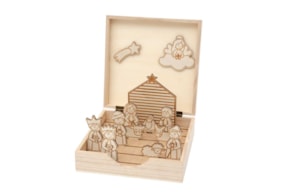BOX W/ HOLLY FAMILY 20X20X6.5CM