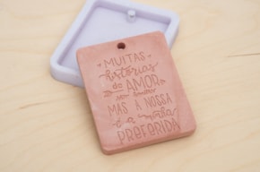 MOLDE SILICONE HISTORIAS AMOR 8X6.5X0.8CM  MLD219